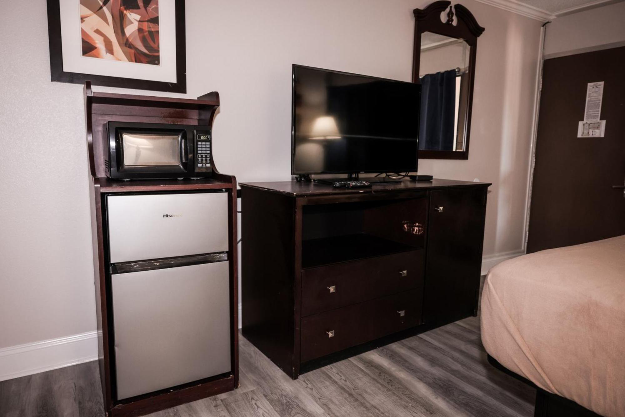 Riverside Inn & Suites By Oyo Danville Ceaser Casino 外观 照片