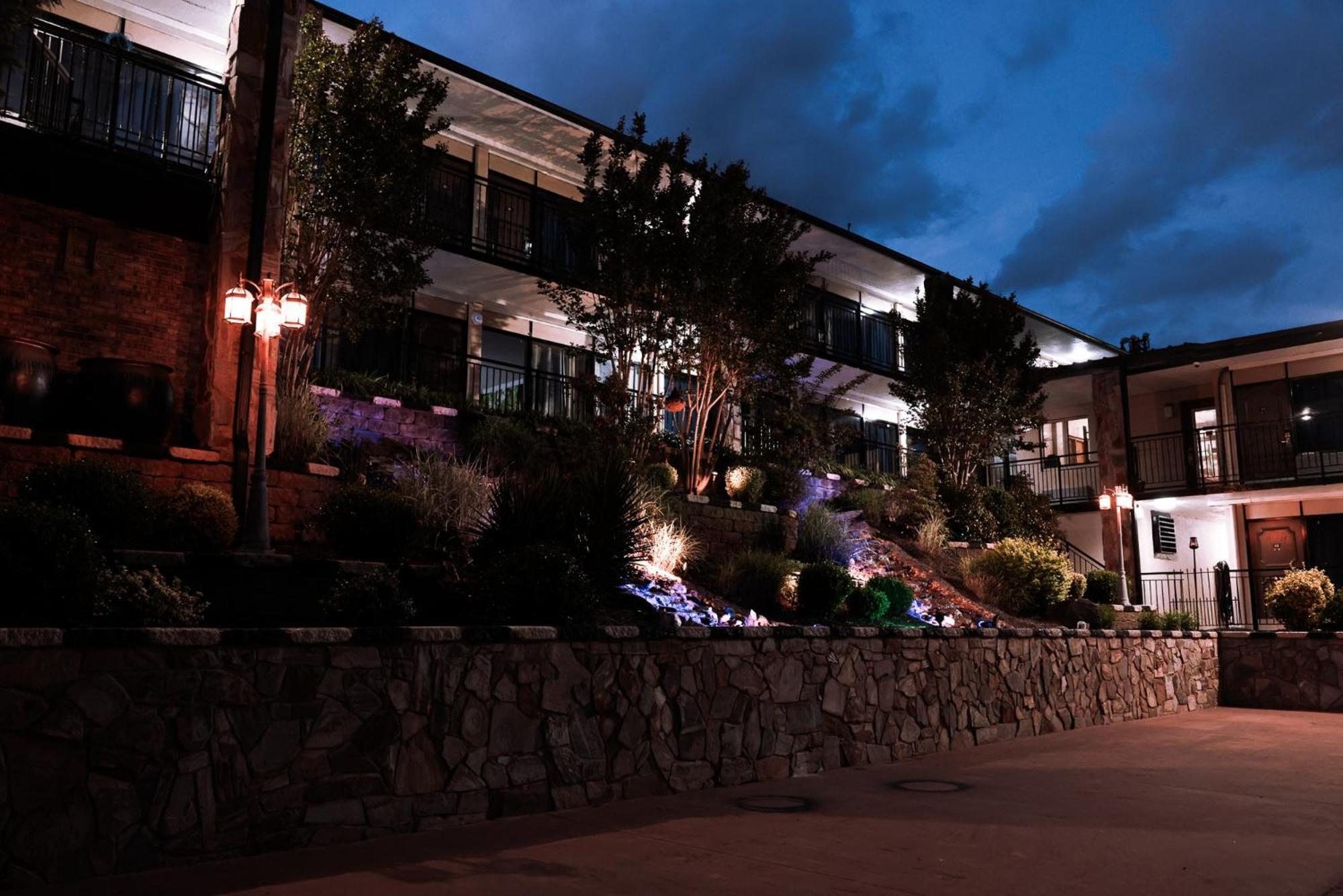 Riverside Inn & Suites By Oyo Danville Ceaser Casino 外观 照片