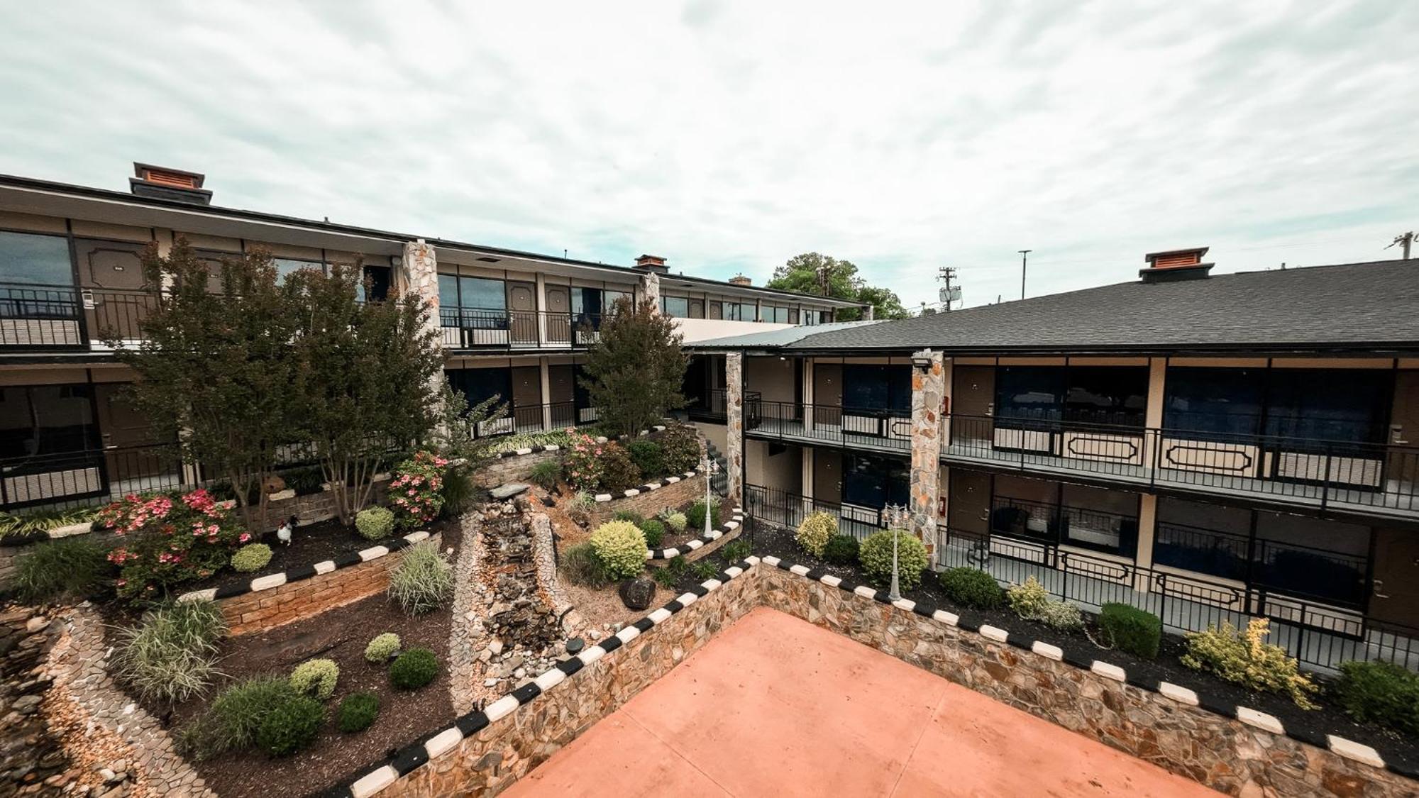 Riverside Inn & Suites By Oyo Danville Ceaser Casino 外观 照片